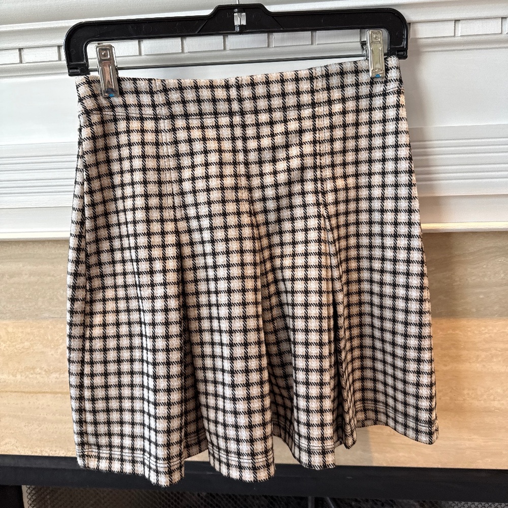 Cute Max Studio Mini Skirt